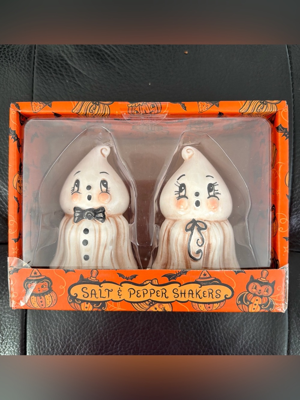 Johanna Parker Kooky Spooky Mr & Mrs Ghost Halloween Salt & Pepper Shakers NEW